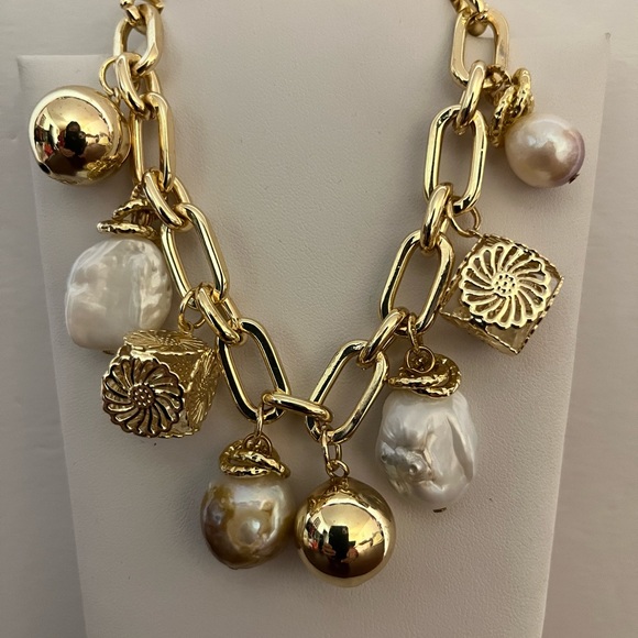 Charm Bracelet - Picture 10 of 15